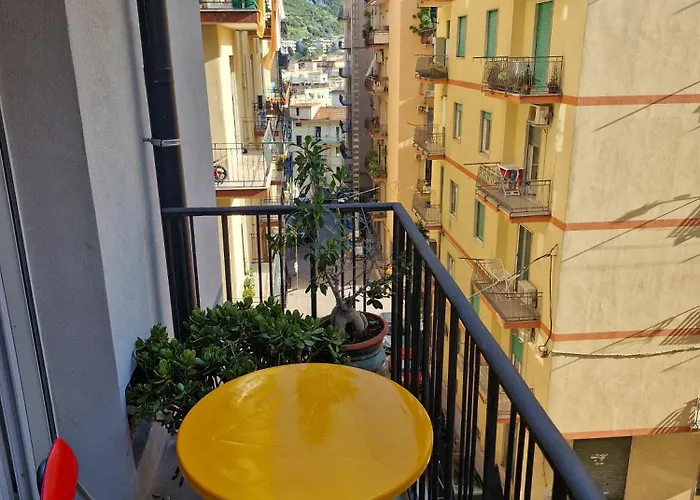 Newretroapartment Self Check - In & Netflix شقة ساليرنو